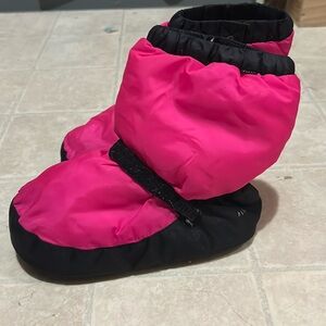Dance Shoes Cover Warmup Booties for Jazz, Ballet, Lyrical. Gently Used